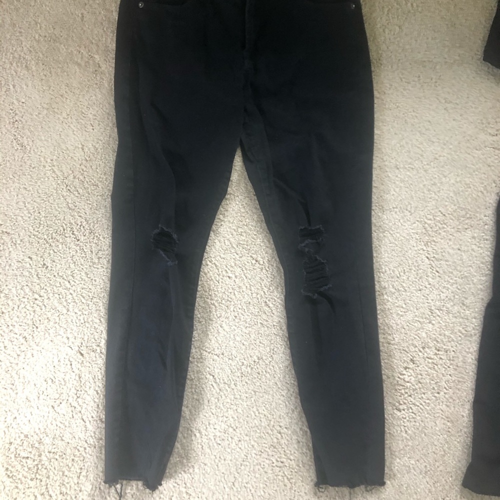 Old Navy distressed raw hem rockstar skinny jean